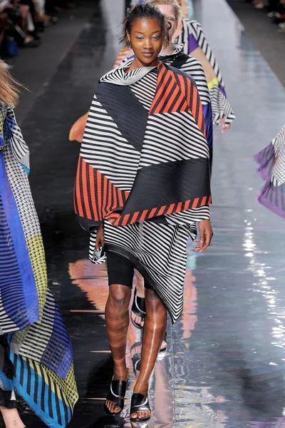 Look 46